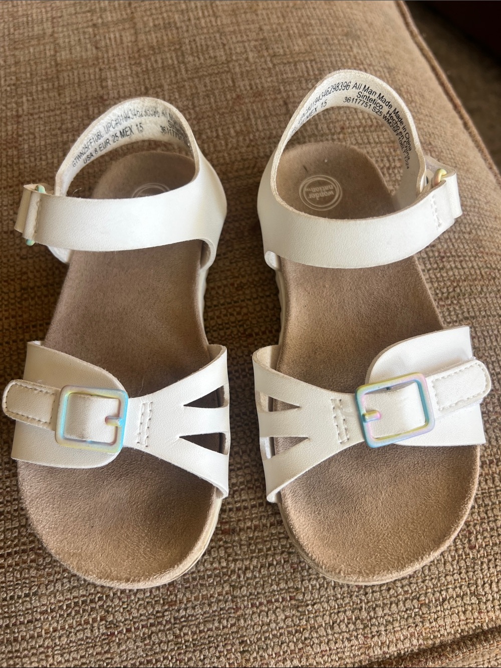 wonder nation White Girls Sandals with Iridescent Buckles